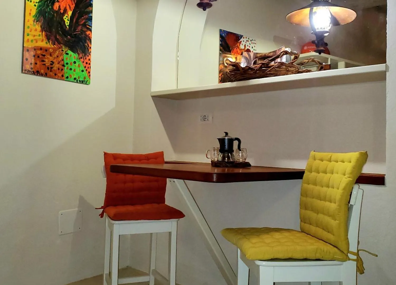 Casina Toscana, Cozy Studio In The Heart Of Campiglia Marittima With Free Wi-Fi 0*,