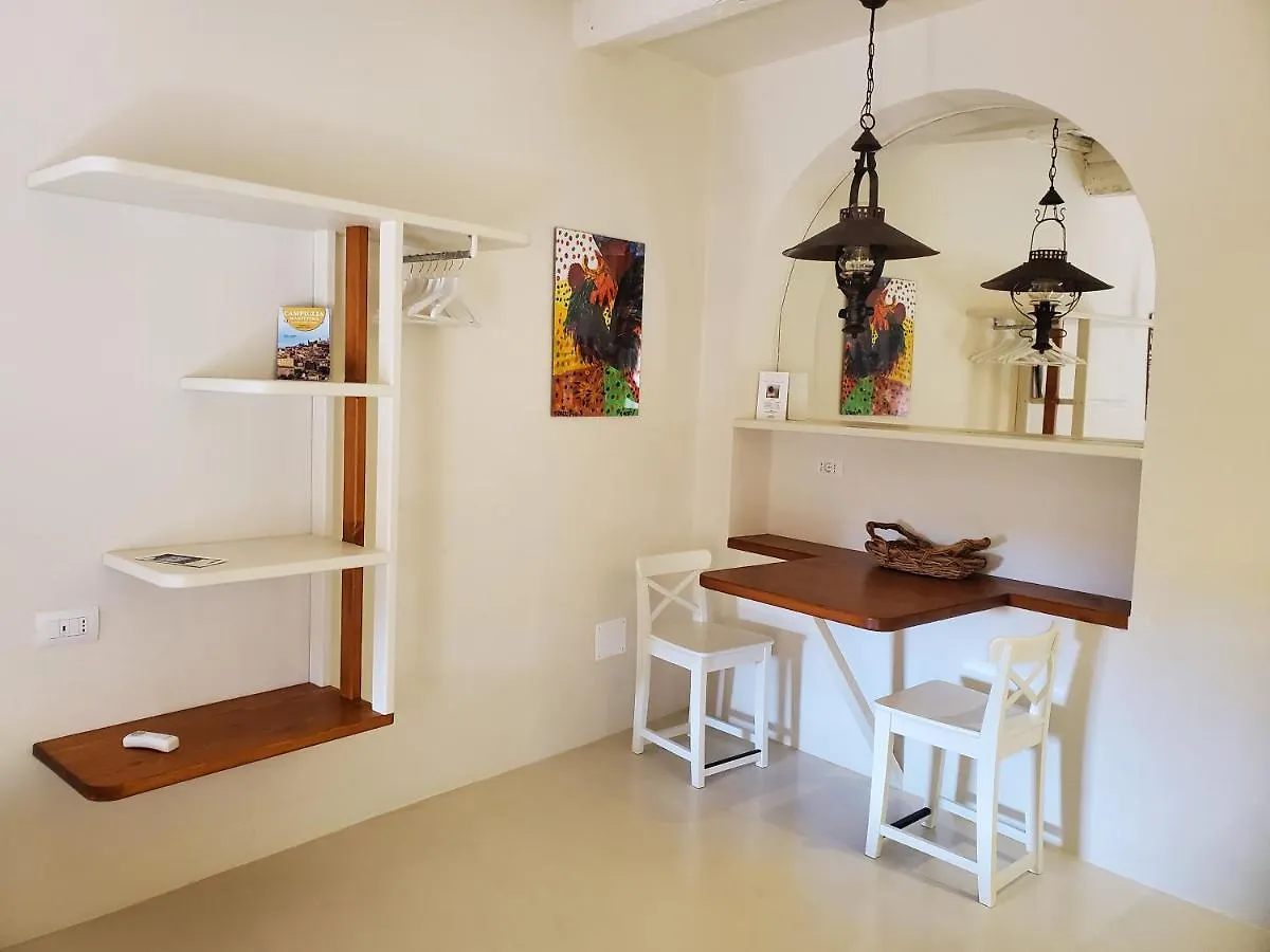 Casina Toscana, Cozy Studio In The Heart Of Campiglia Marittima With Free Wi-Fi 0*,  Italy