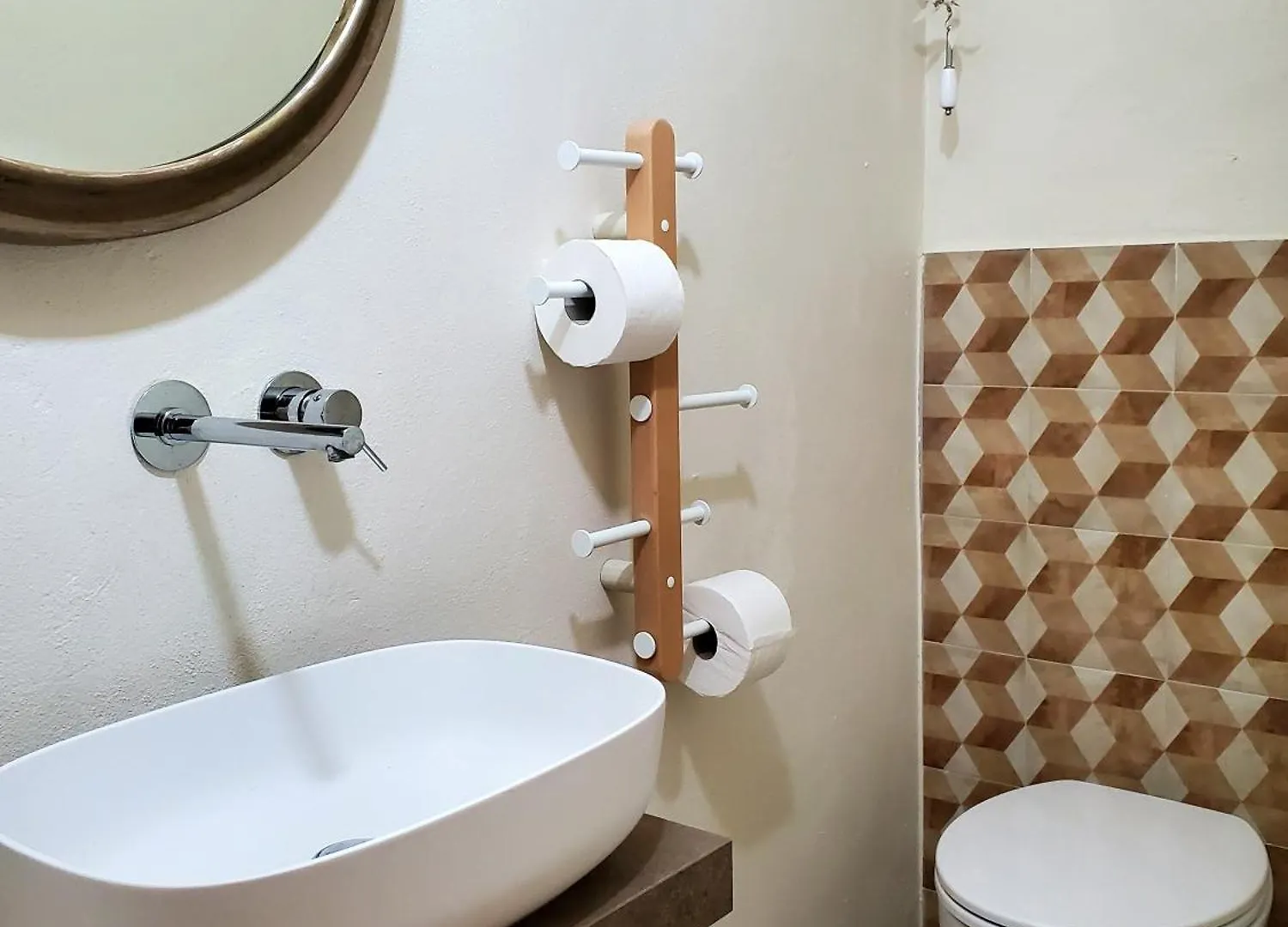 Apartment Casina Toscana, Cozy Studio In The Heart Of Campiglia Marittima With Free Wi-Fi